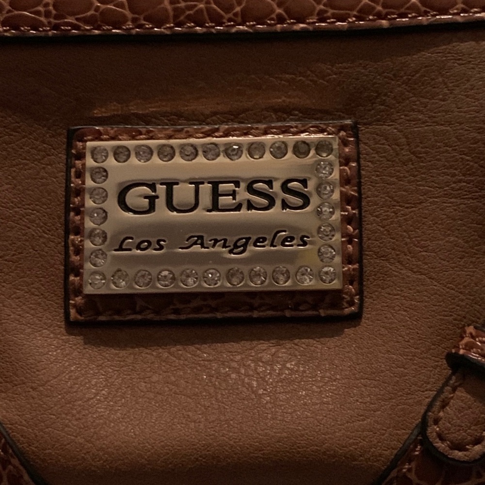 GUESS purse bundle - Picture 3 of 7